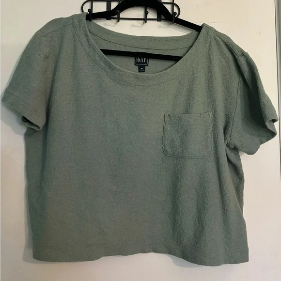 Gap womens cropped 97/3 cotton/spandex textured boxy pocket‎ shirt sage green - Picture 1 of 5